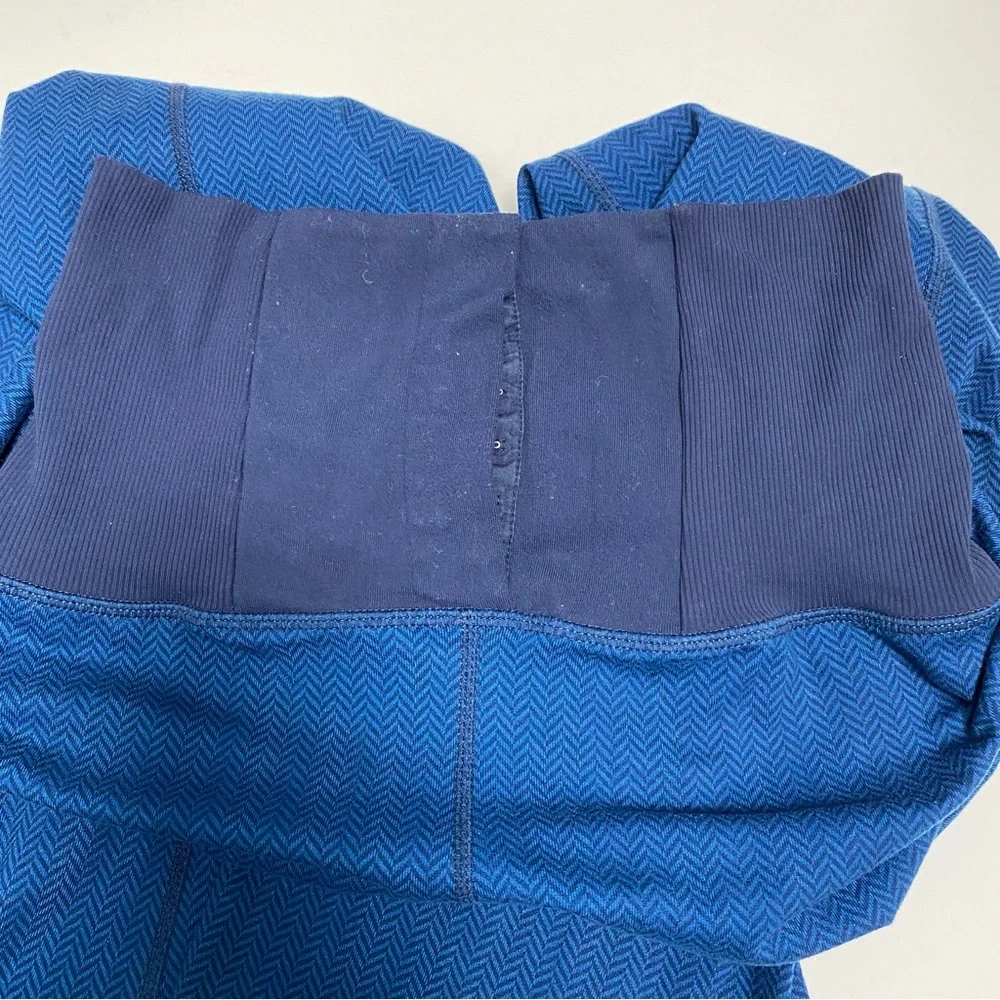 Lululemon Hook my Eye Groove (Flare) Pants - Picture 7 of 13